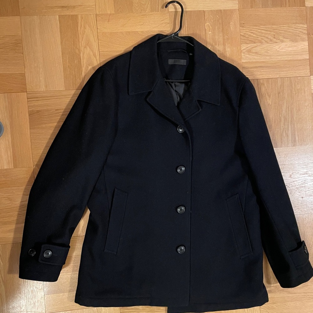 Mens Uniqlo pea coat. Black. Size large.